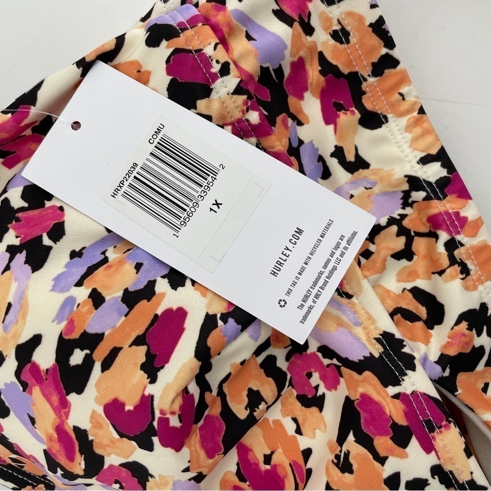 Hurley Bikini Top Floral. - Picture 3 of 3